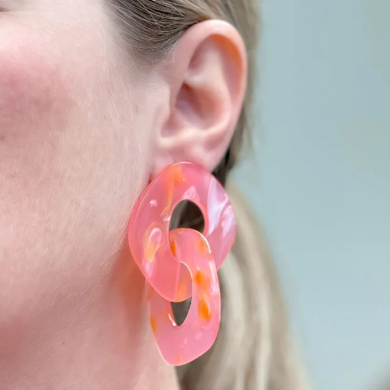 Best hoop earrings with enamel details for a colorful and modern look-Marbled Linked Statement Dangle Earrings - Pink