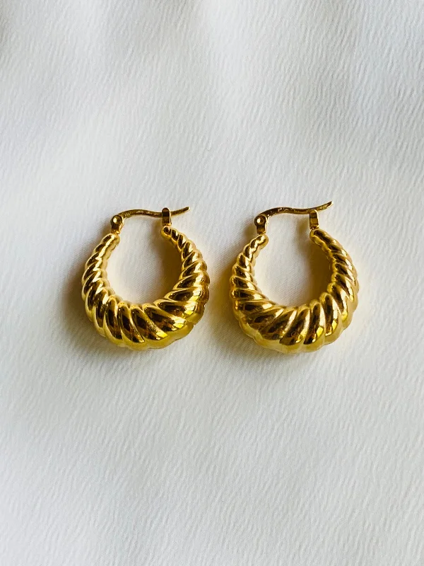 Best hoop earrings with asymmetrical designs for a fashion-forward, avant-garde look-SCARLETT Twist Thick Hoop Earrings