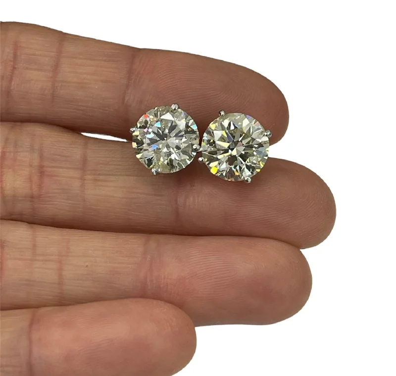 Retro Stud Earrings for Nostalgia -6.17 TCW Round Brilliants Diamond Stud Earrings 14kt White Gold