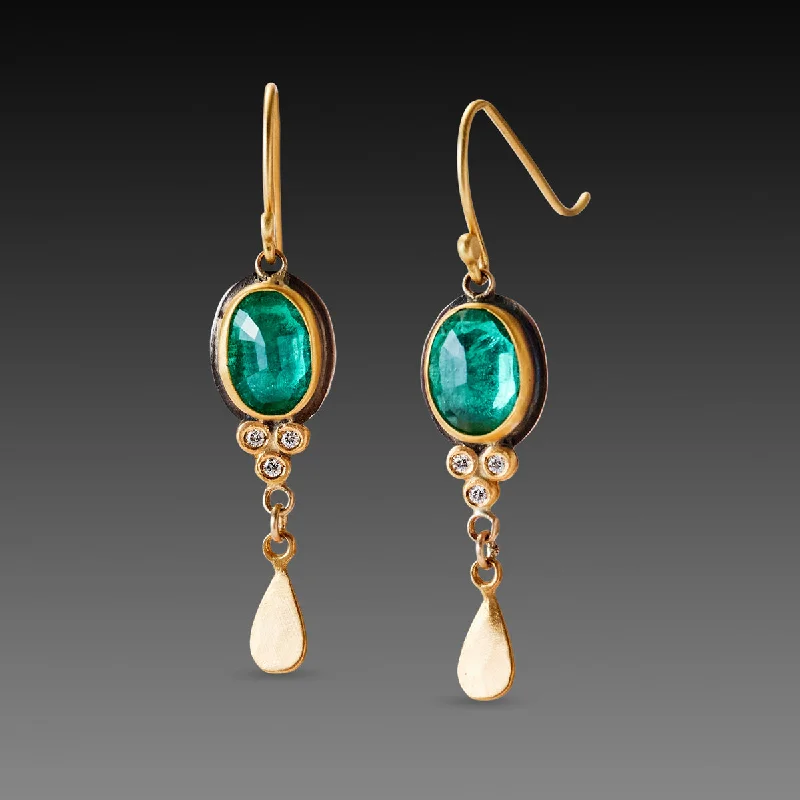 Indian Drop Earrings with Intricacy -Emerald Earrings with Diamond Trios