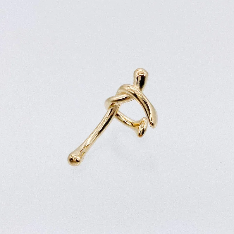 Single golden ear clip