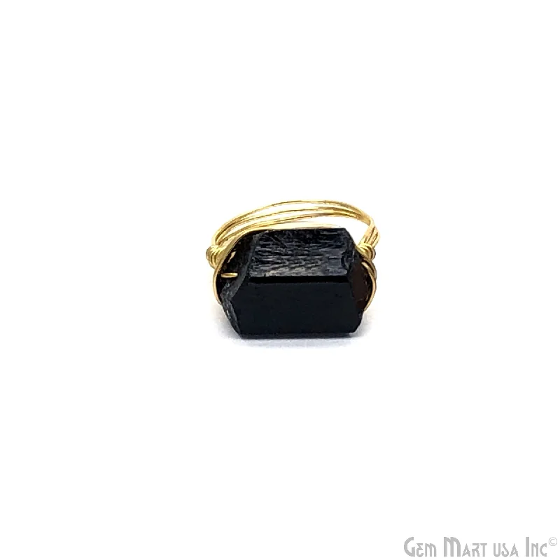 Rings with vintage-inspired rose-cut diamonds -Black Onyx Gold Wire Wrapped Gemstone Ring Size-7