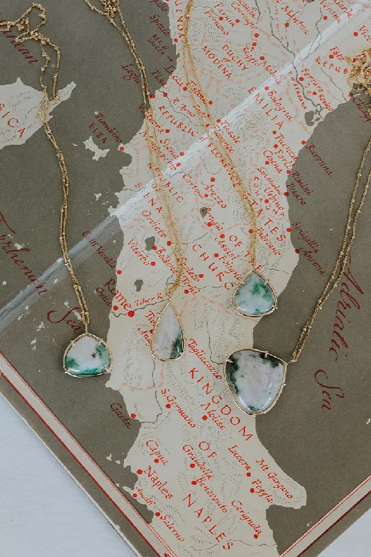 Unique necklaces and pendants with vintage-inspired designs for timeless appeal-Emerald Gemstone Necklace - Small