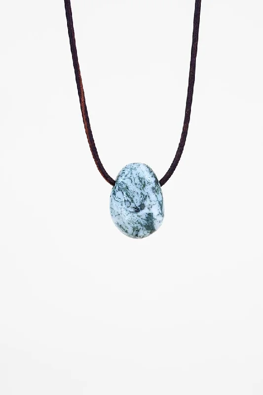 Stunning necklaces and pendants with aquamarine stones for a serene effect-Leather Necklace - Moss Agate