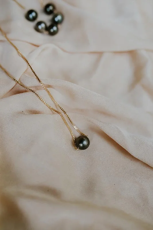 Beautiful necklaces and pendants with diamond halo settings for extra brilliance-Single Tahitian Pearl Necklace - Large