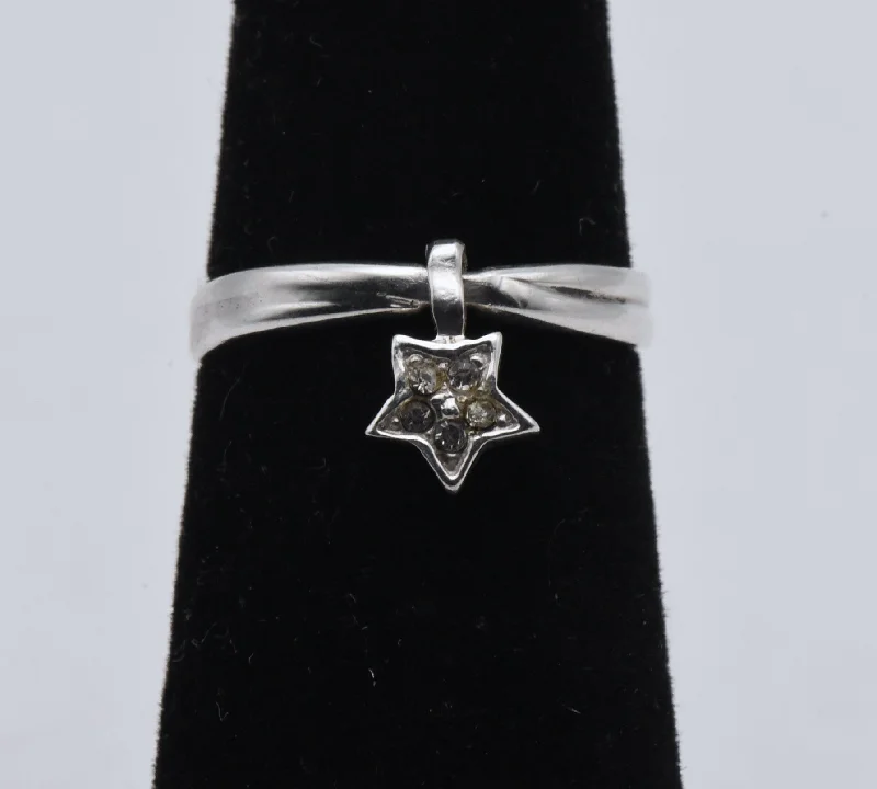 Rings with peridot gems for fresh green -Sterling Silver Adjustable Star Charm Toe Ring