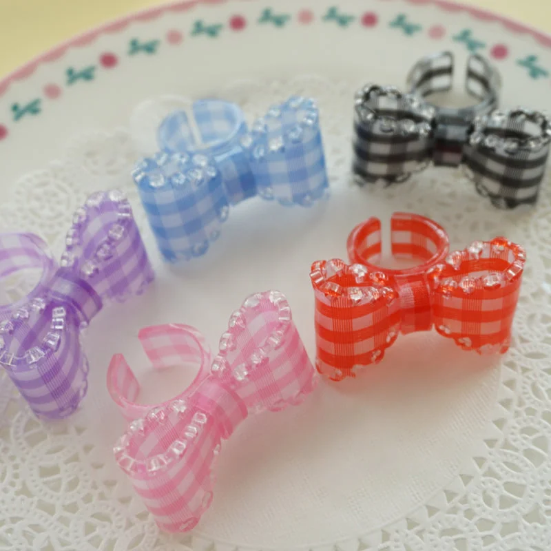 Rings with black diamond for striking contrast -Sweet Bow Ring - Gingham